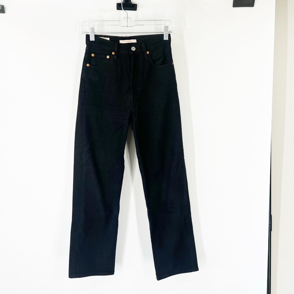 Levi’s Ribcage Straight Ankle Jeans Black Button Fly